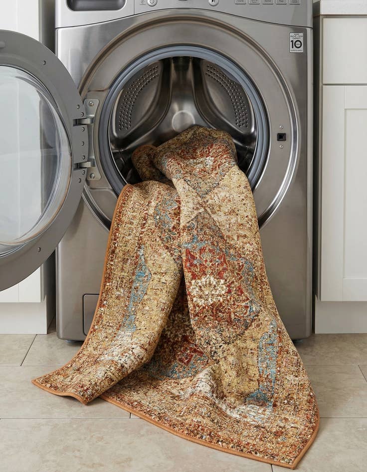 Detail image of 2' 7 x 12'  Washable Traditional Indoor / Outdoor Runner Rug