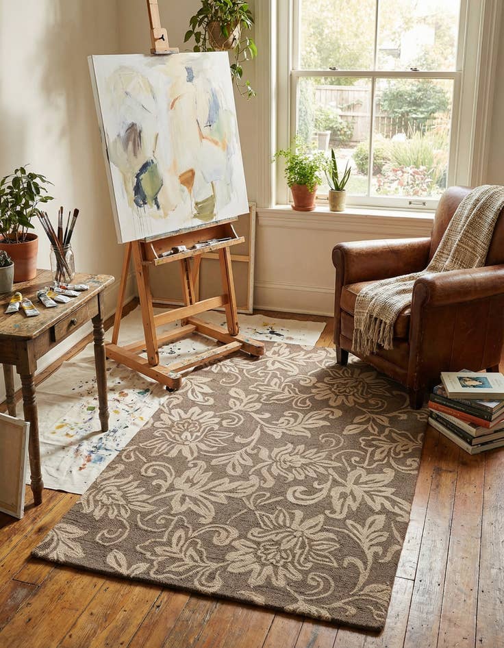 Detail image of 5' x 8' Agra Wool Rug