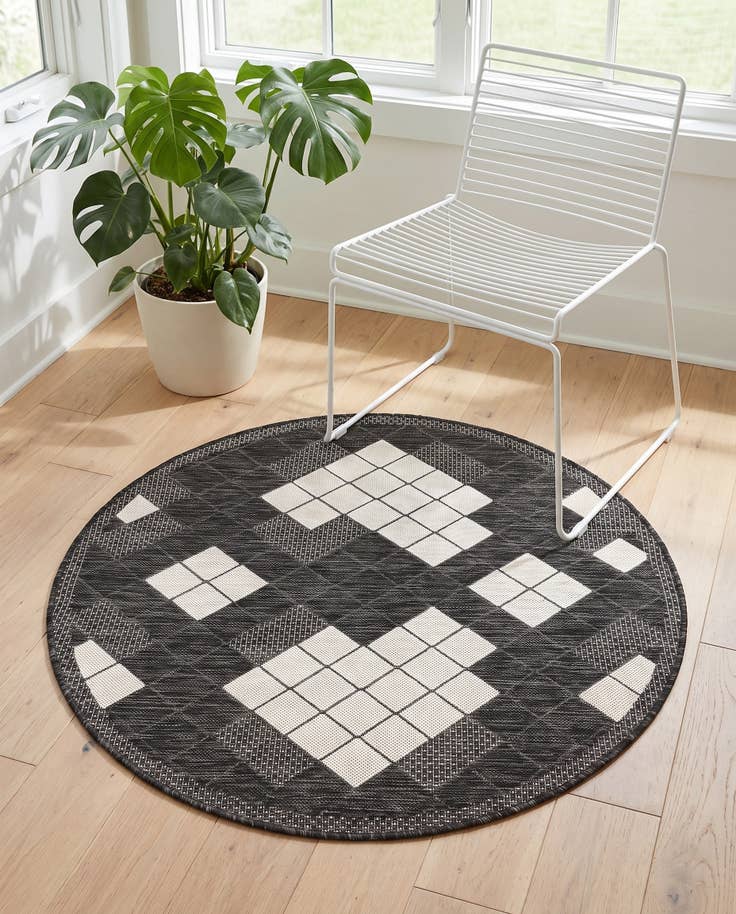 Detail image of 3' 1 x 3' 1 Easy-Clean Modern Indoor / Outdoor Round Rug