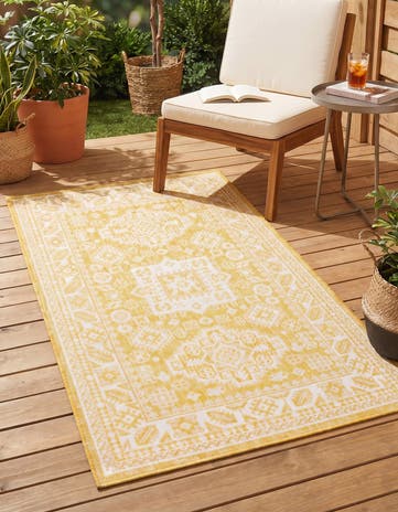 3' x 5' 3 Easy-Clean Aztec Indoor / Outdoor Rug