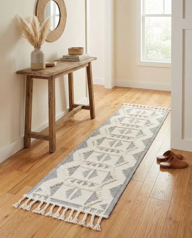Detail image of 2' 7 x 10' Hand Woven Arizona Wool Runner Rug