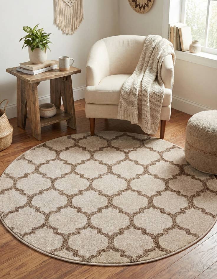 Detail image of  3' x 3' Lattice Round Rug