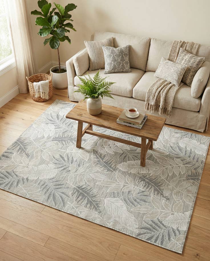 Detail image of 4' 5 x 6' Easy-Clean Botanical Indoor / Outdoor Rug