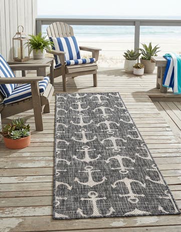 Charcoal Easy-Clean Coastal Indoor / Outdoor Runner Rug