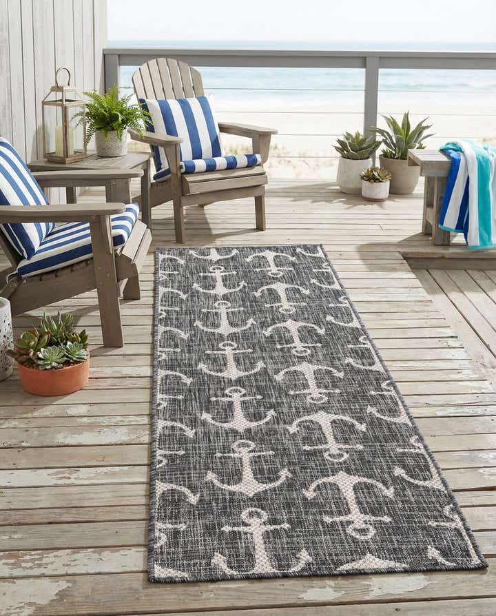 2' x 6' Easy-Clean Coastal Indoor / Outdoor Runner Rug