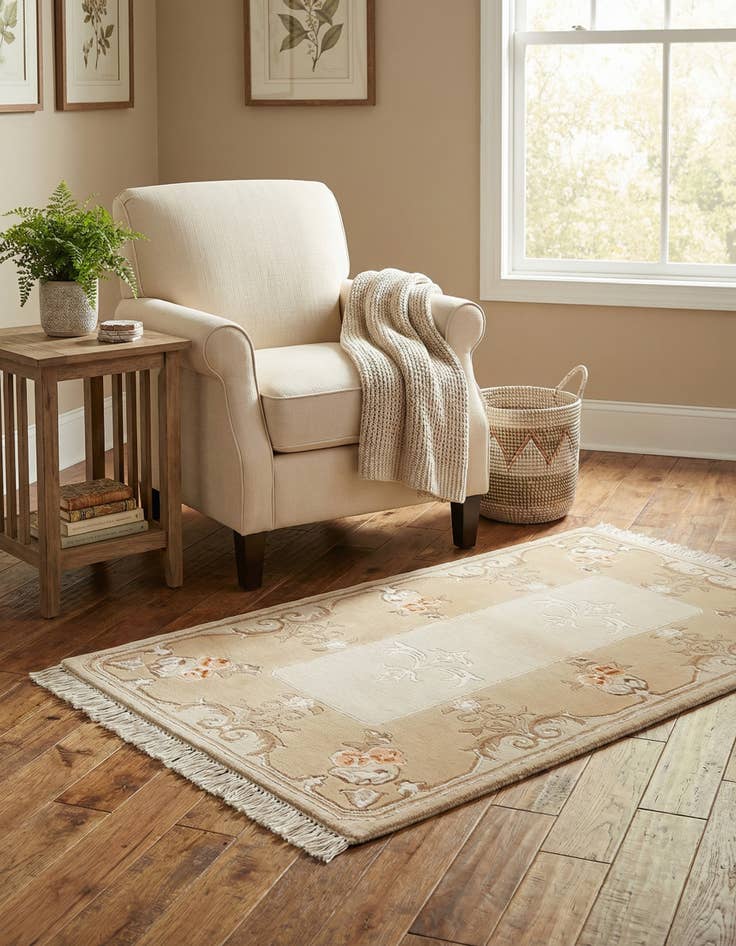 Detail image of 2' 8 x 4' 9  Hand Knotted Darya Wool Rug