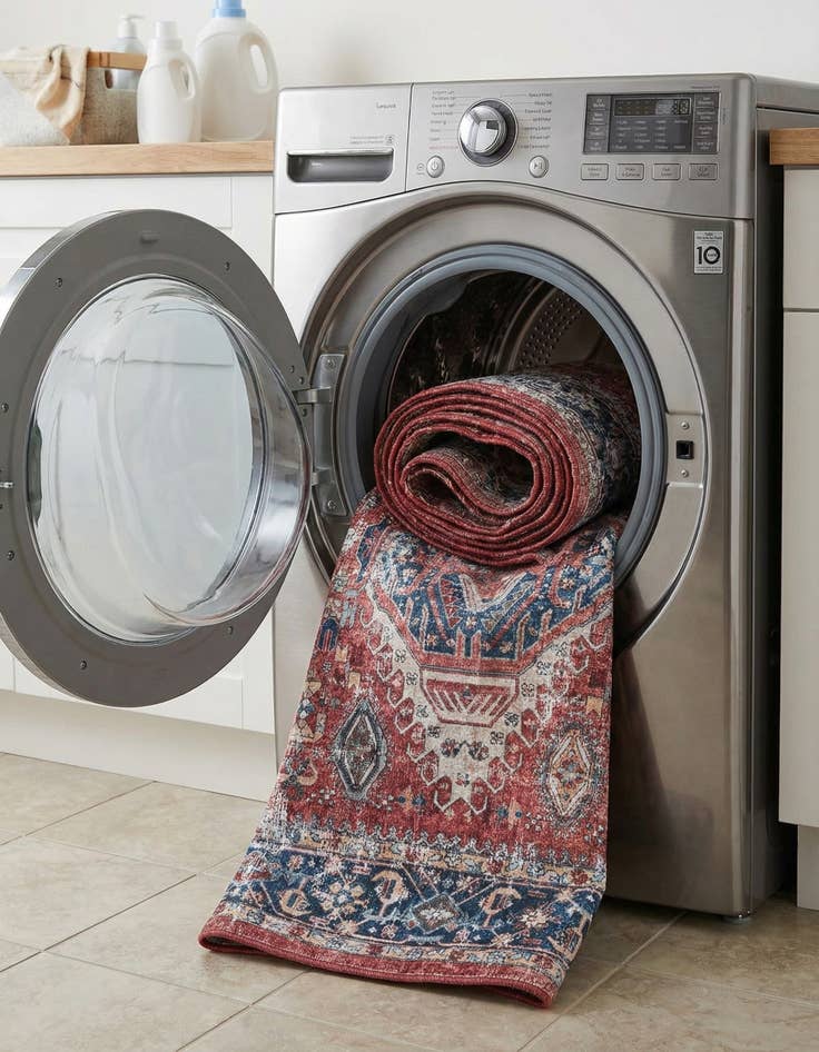 Detail image of 5' x 8'  Washable Yara Rug