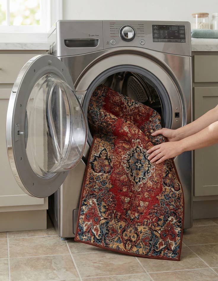 Detail image of  2' x 5'  Washable Traditional Indoor / Outdoor Runner Rug