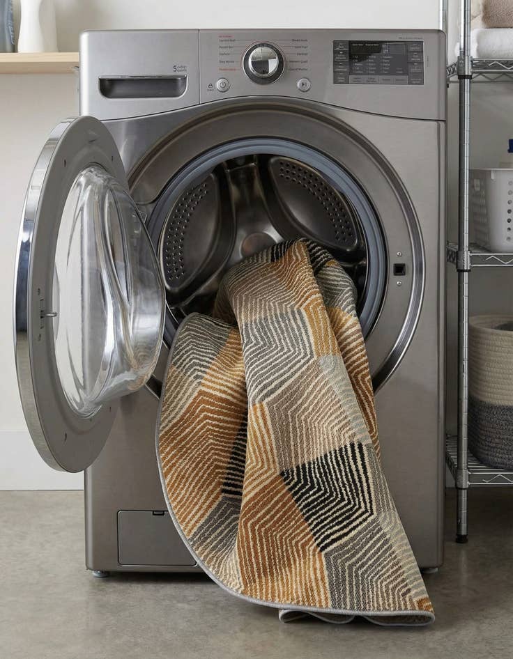 Detail image of 4' x 4'  Washable Modern Indoor / Outdoor Round Rug