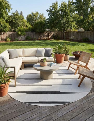 12' x 12' Easy-Clean Modern Indoor / Outdoor Round Rug