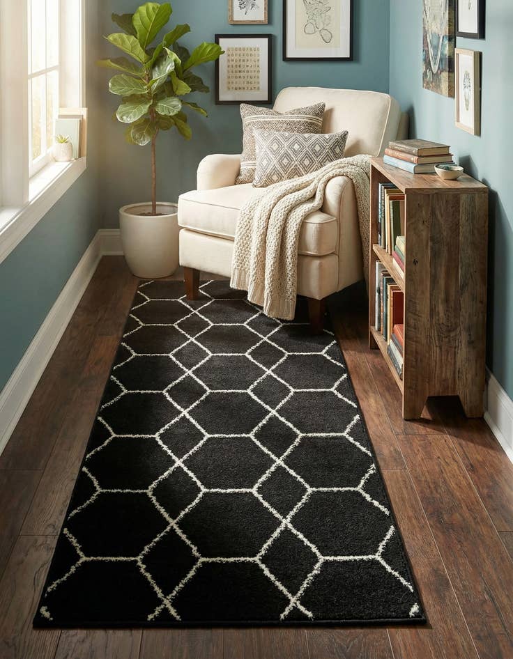 Detail image of  2' x 5' 3 Lattice Frieze Runner Rug