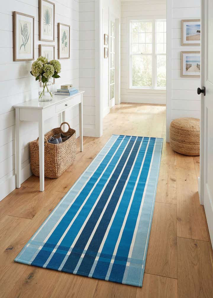 2' 7 x 10' Easy-Clean Striped Indoor / Outdoor Runner Rug