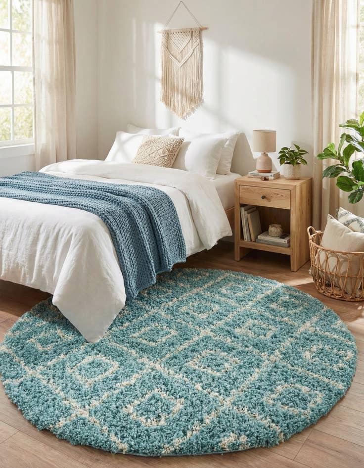 Detail image of 6' x 6' Trellis Shag Round Rug