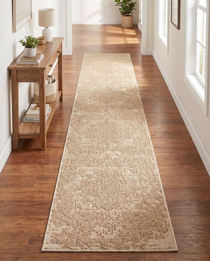 2' 7 x 12' Easy-Clean Traditional Indoor / Outdoor Runner Rug