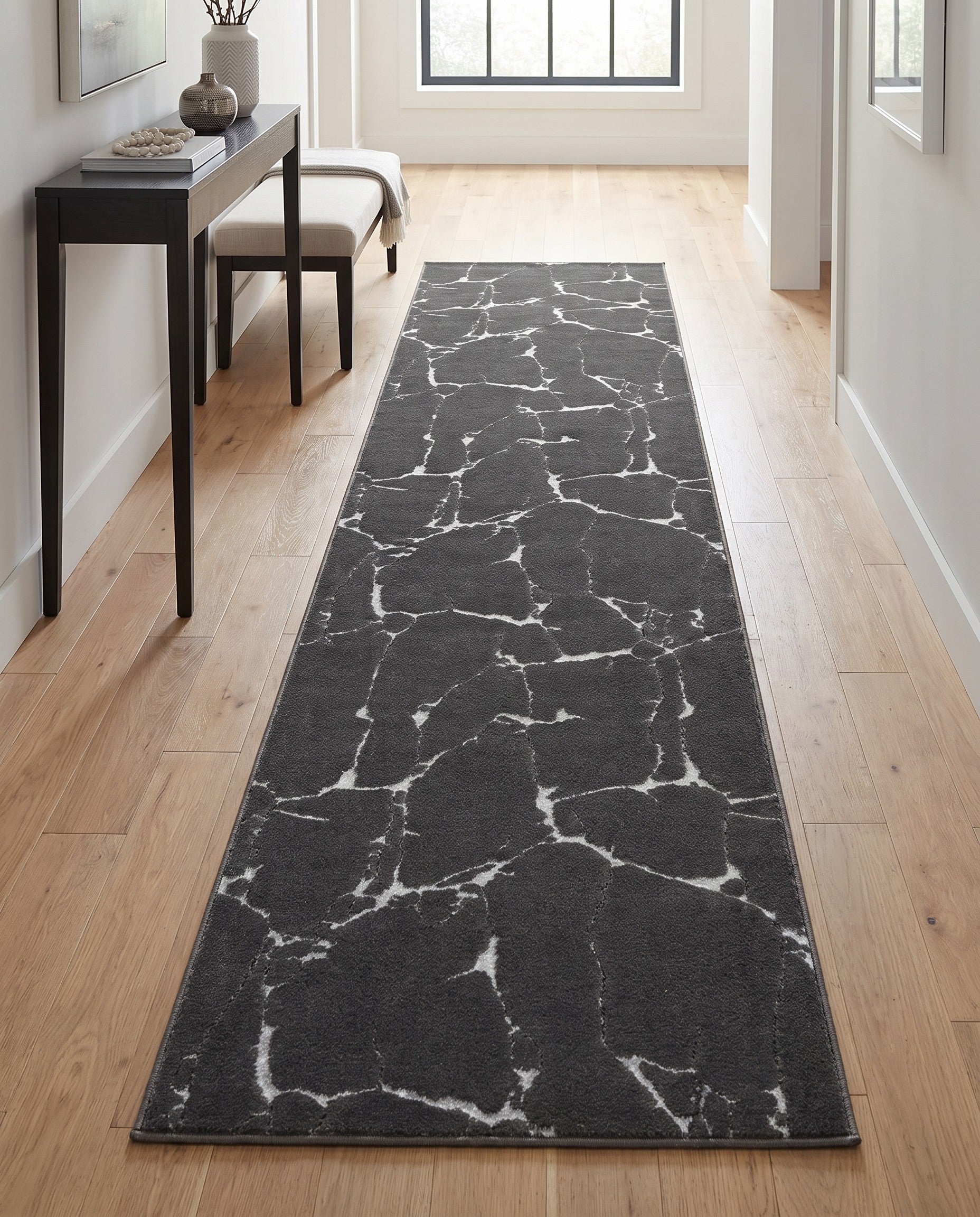 2' 7 x 10' Vogue Geo Runner Rug
