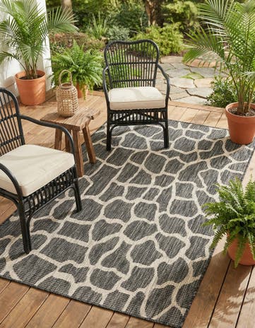 Charcoal Gray Easy-Clean Safari Indoor / Outdoor Rug