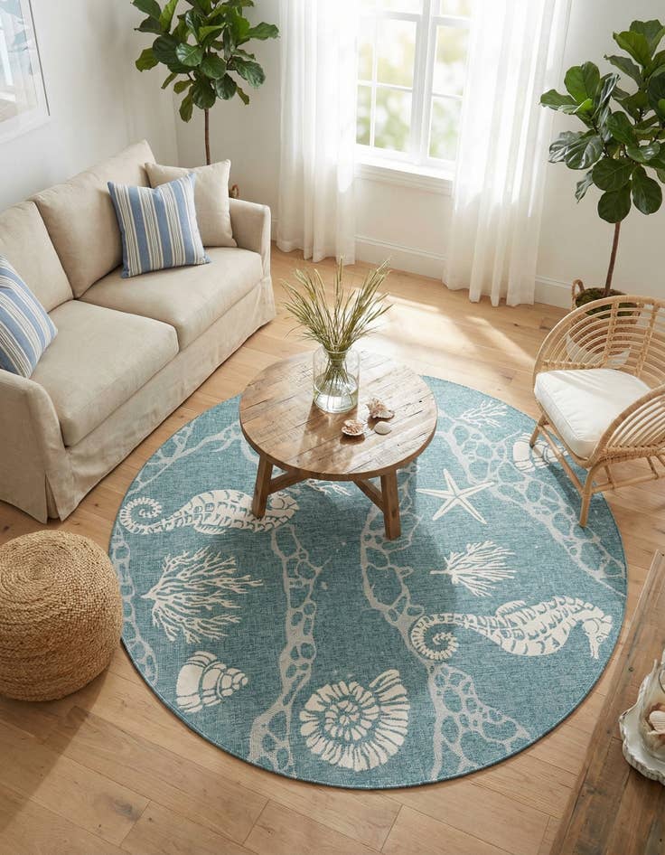 Detail image of 7' 10 x 7' 10 Easy-Clean Coastal Indoor / Outdoor Round Rug