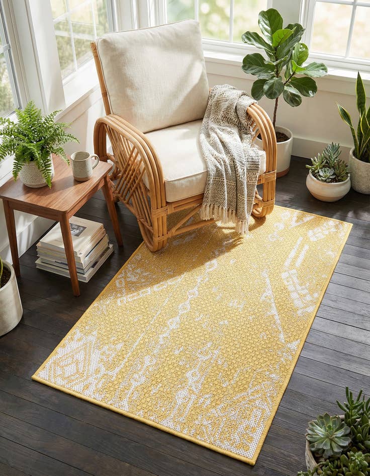 Detail image of 2' x 3'  Washable Bohemian Indoor / Outdoor Rug