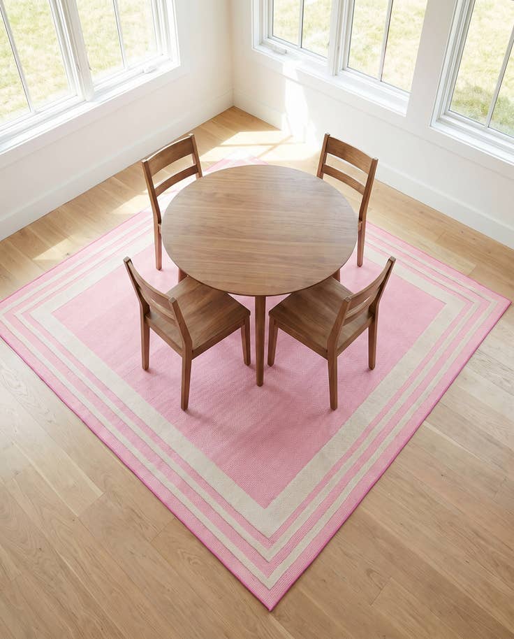 Detail image of 7' 10 x 7' 10 Easy-Clean Aruba Indoor / Outdoor Square Rug