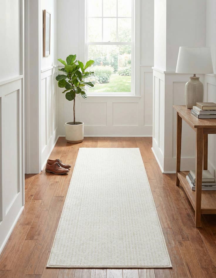 Detail image of 2' x 6' Aakaar Runner Rug