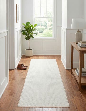 Ivory White Aakaar Runner Rug