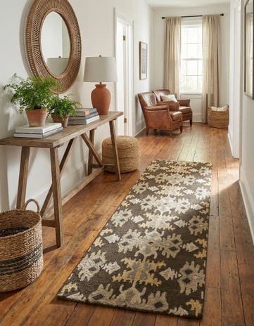 2' 7 x 8' Luna Runner Rug
