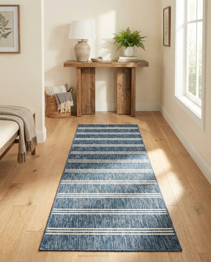 Detail image of 2' x 8' Easy-Clean Jill Zarin Anguilla Indoor / Outdoor Runner Rug