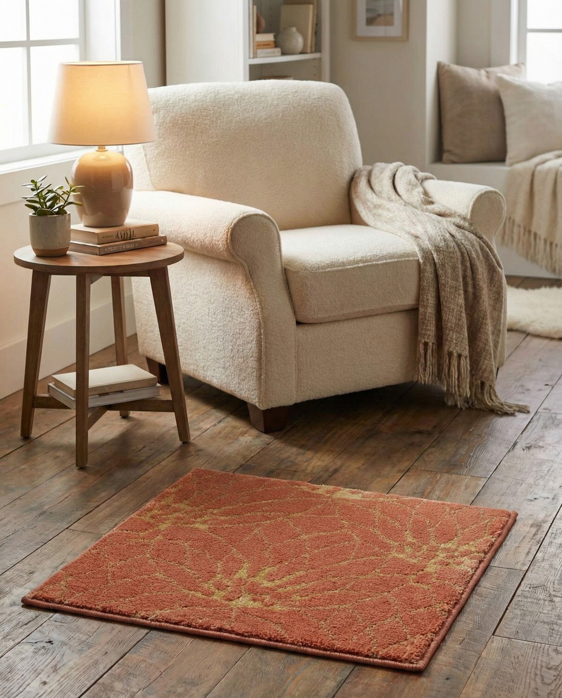 1' 4 x 1' 4 Marilyn Monroe™ Glam Dahlia Sample Rug