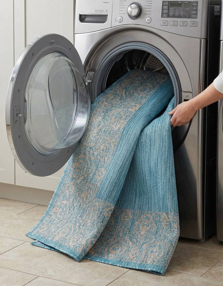 Detail image of 5' 3 x 8'  Washable Border Indoor / Outdoor Rug