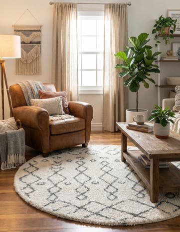 5' 3 x 5' 3 Moroccan Shag Round Rug