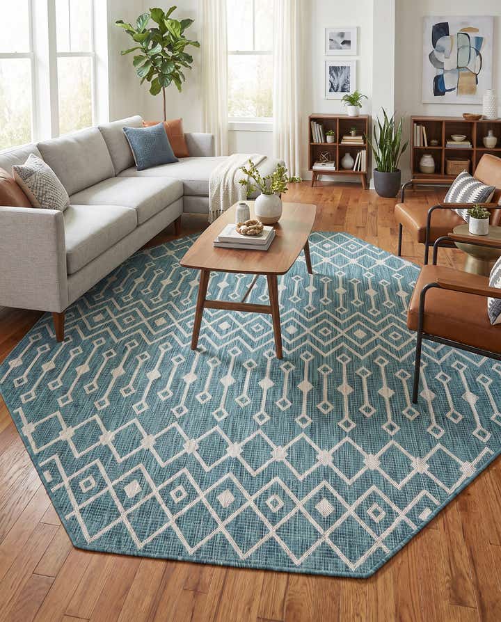7' 10 x 7' 10 Easy-Clean Lattice Indoor / Outdoor Octagon Rug