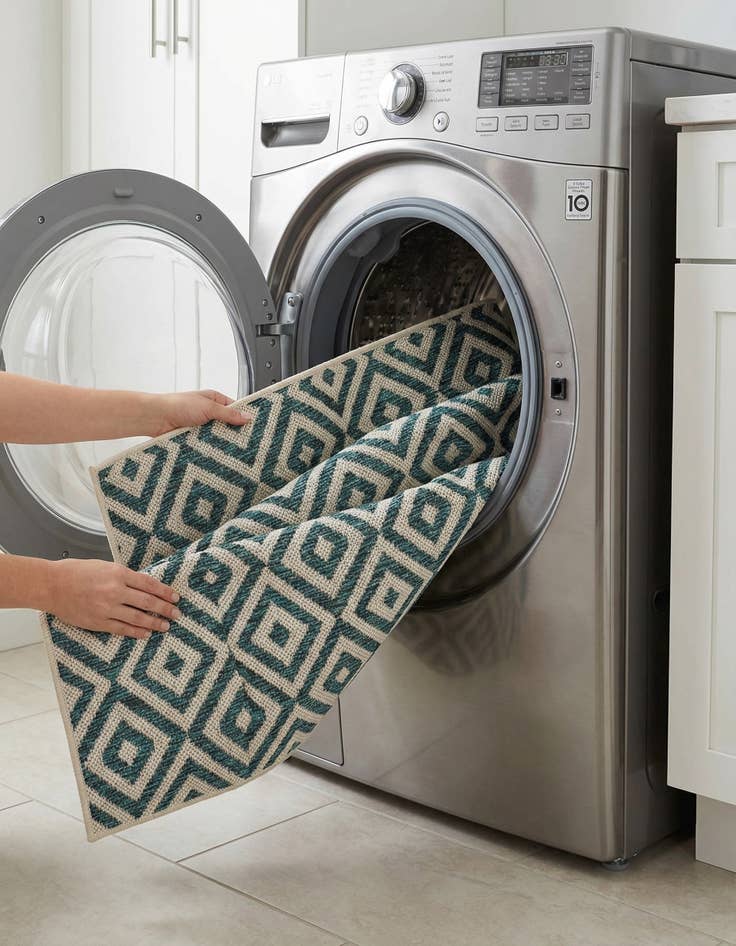 Detail image of 2' x 8'  Washable Jill Zarin Costa Rica Indoor / Outdoor Runner Rug