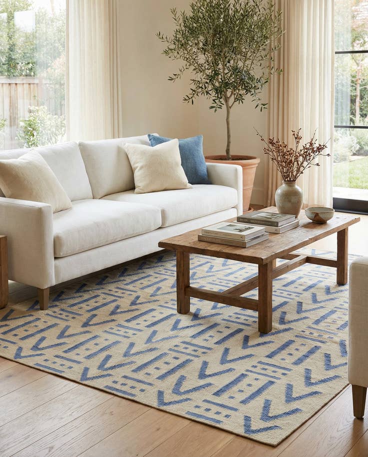 Detail image of 5' 3 x 6' 5 Hand Woven Kilim Modern Wool Rug