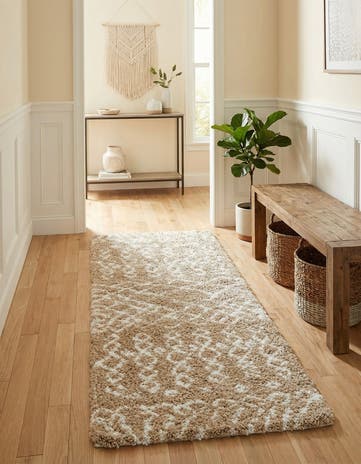 2' 8 x 5' 5 Moroccan Shag Runner Rug
