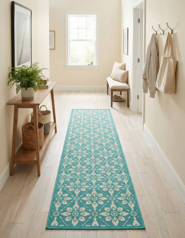 Detail image of 2' 7 x 10'  Washable Trellis Indoor / Outdoor Runner Rug