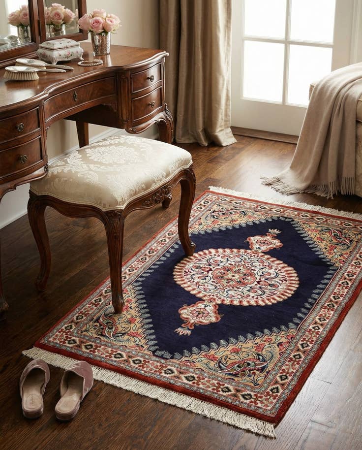 Detail image of 1' 10 x 2' 9 Hand Knotted Ghom Silk Persian Rug