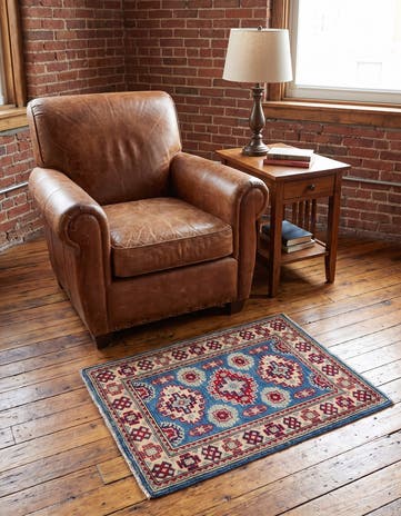 2' 1 x 3' Hand Knotted Kazak Rug