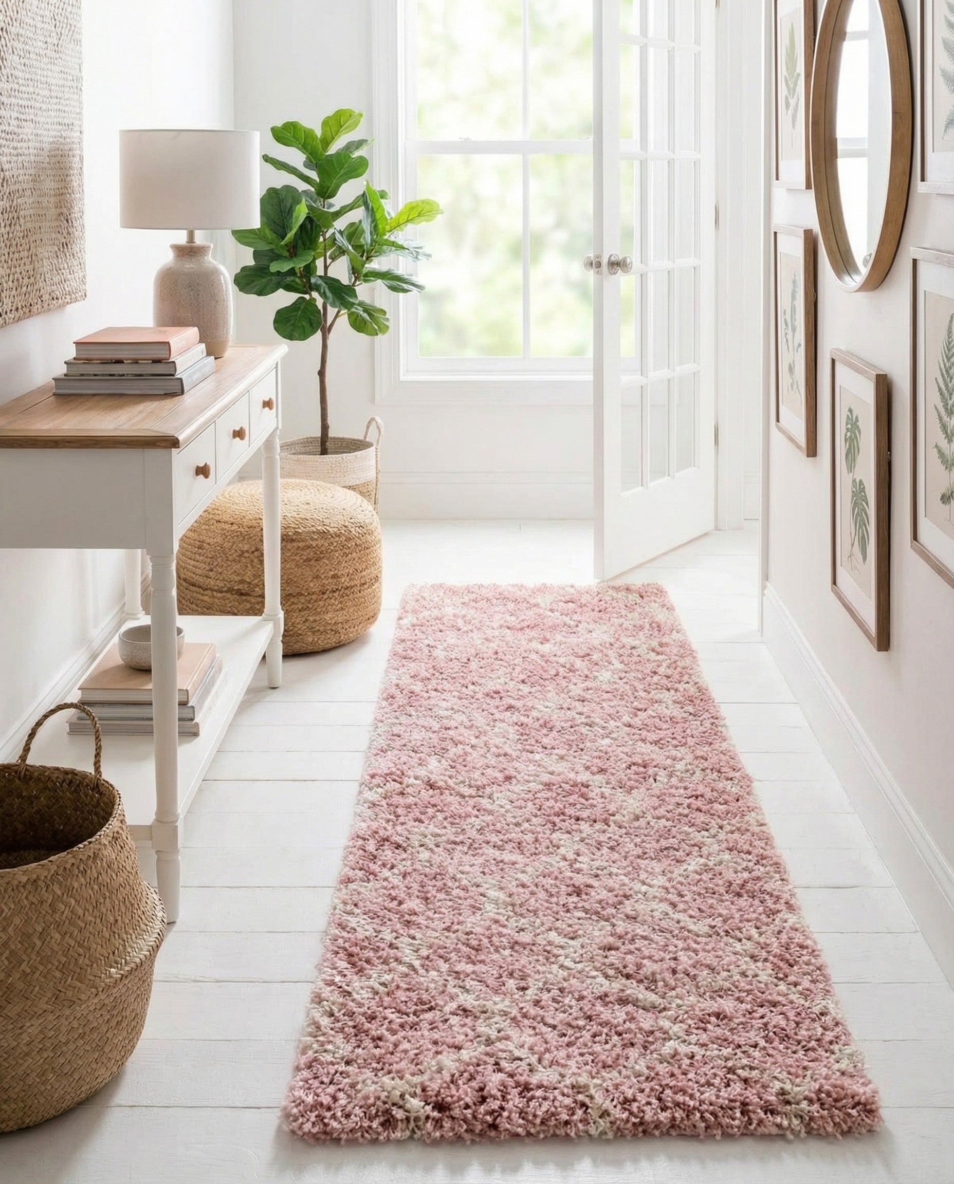  2' 7 x 10' Lattice Shag Runner Rug