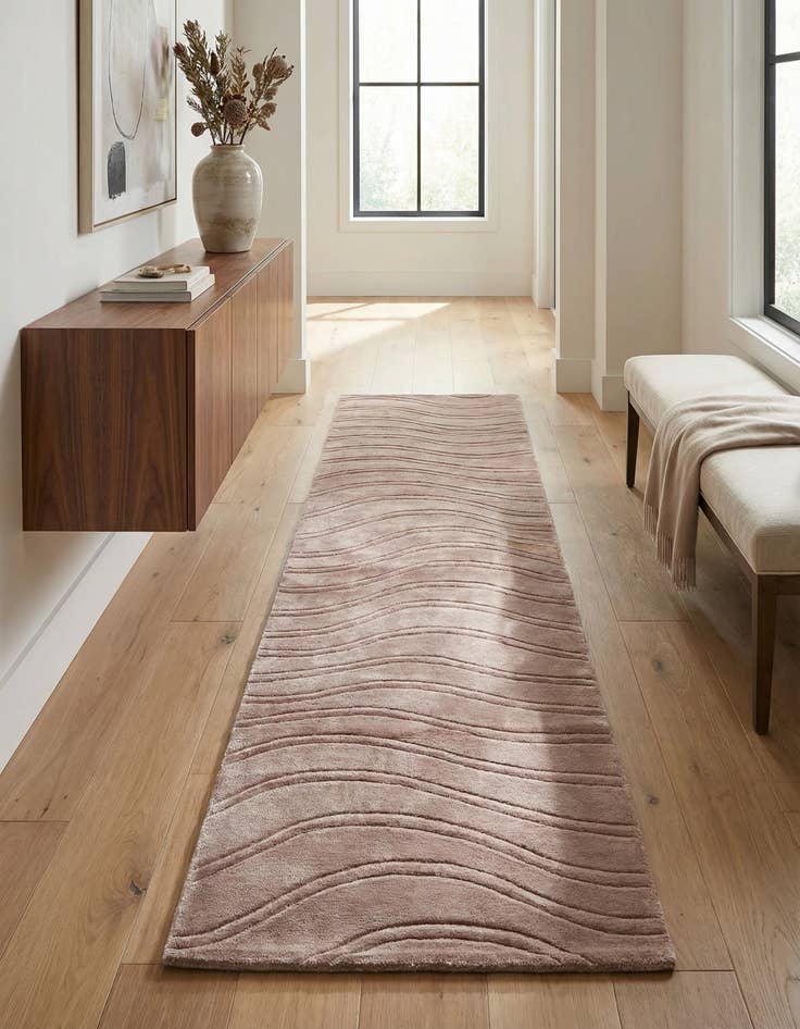 Detail image of 2' 7 x 9' 10  Hand Knotted Darya Wool Runner Rug