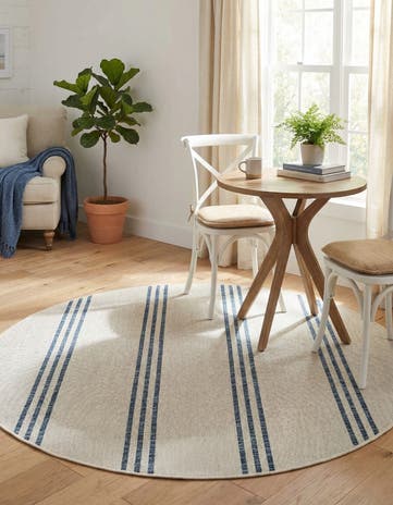 Ivory Easy-Clean Jill Zarin Anguilla Indoor / Outdoor Round Rug