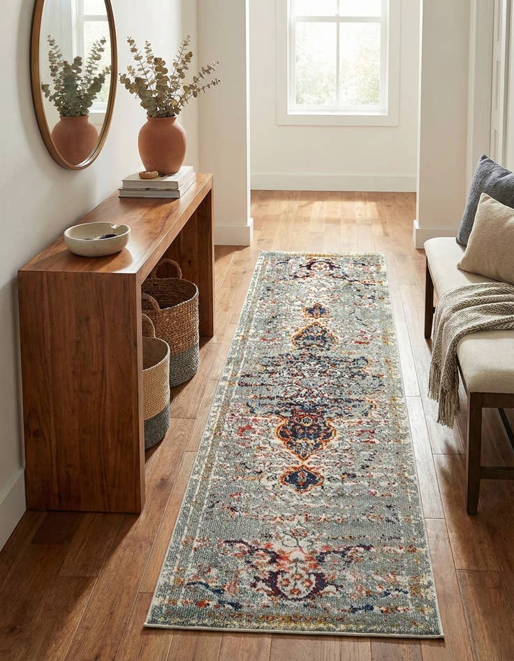 Detail image of 2' 6 x 7' 10 Fleur Runner Rug