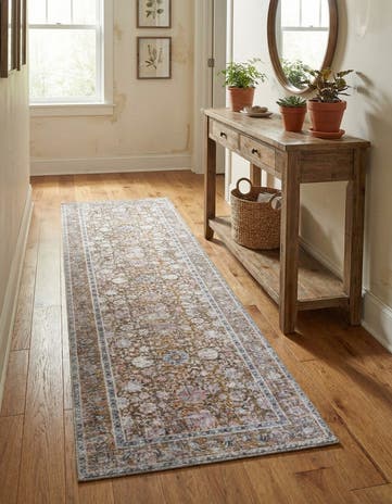 2' 7 x 10' Yara Runner Rug