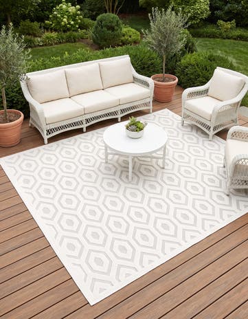 Ivory Easy-Clean Trellis Textured Indoor / Outdoor Square Rug