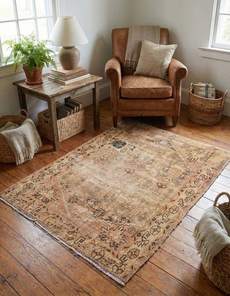 Detail image of 3' 6 x 4' 8  Hand Knotted Ultra Vintage Persian Wool Rug