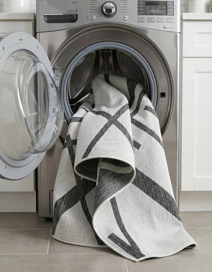 Detail image of 5' 3 x 8'  Washable Modern Indoor / Outdoor Rug