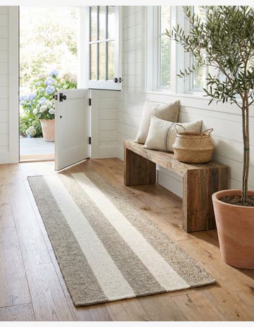 2' x 6' 1 Hand Woven Jill Zarin Hamptons Runner Rug