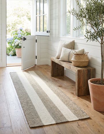 2' x 6' 1 Hand Woven Jill Zarin Hamptons Runner Rug