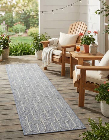 2' x 8' Easy-Clean Trellis Indoor / Outdoor Runner Rug