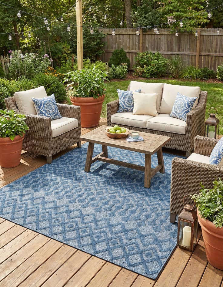 Detail image of 7' 10 x 7' 10 Easy-Clean Trellis Textured Indoor / Outdoor Square Rug