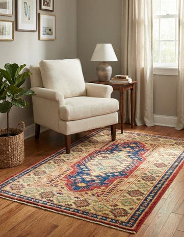2' 9 x 4' Hand Knotted Kazak Oriental Rug